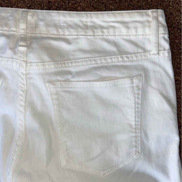 GAP jeans 1969 always skinny in bright white: 29L. Clean like new but broken in. - Picture 6 of 8